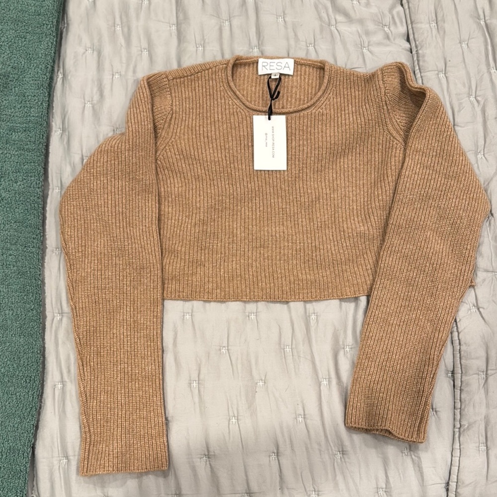 RESA Tan Ribbed Knit Cropped Cashmere Sweater